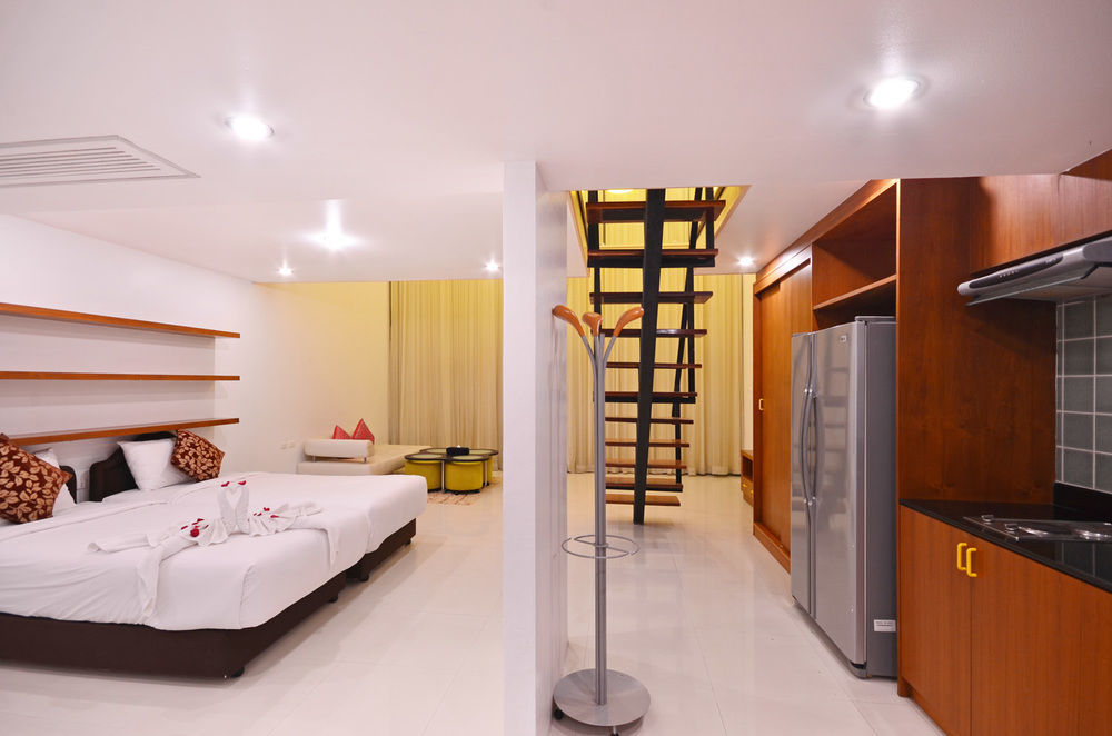 Hotel Hilltop Hotel