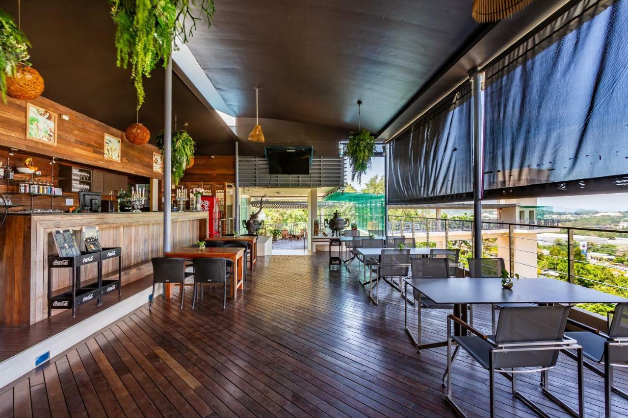 Hilltop Hotel Hotel